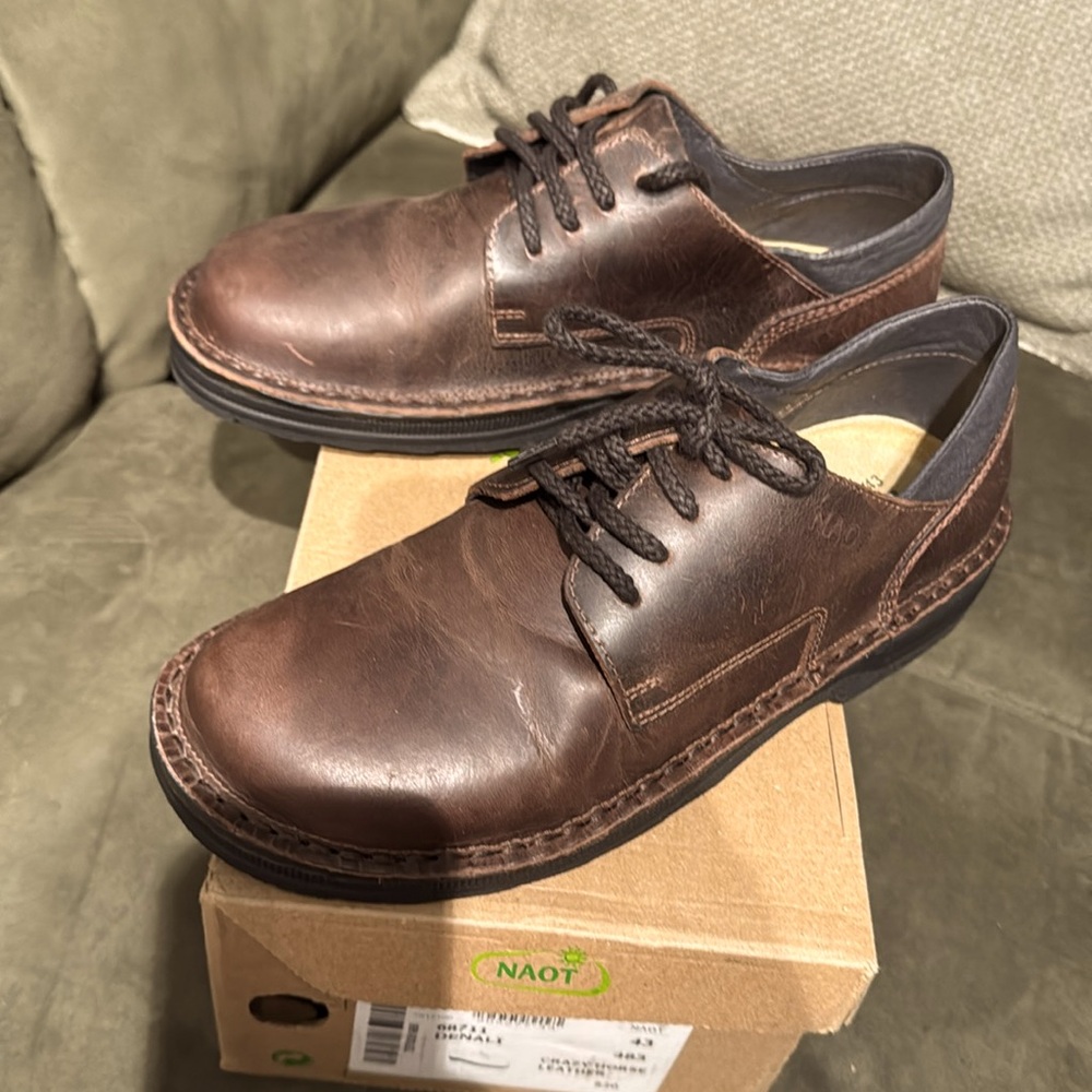 NAOT Men's DENALI lace up‎ Mule, Brown, 43 EU/10 US, crazy horse leather upper